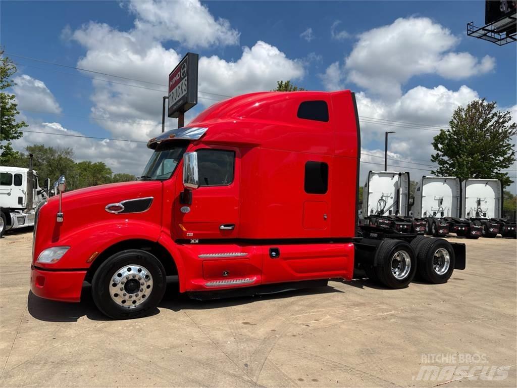 Peterbilt 579 Tractor Units