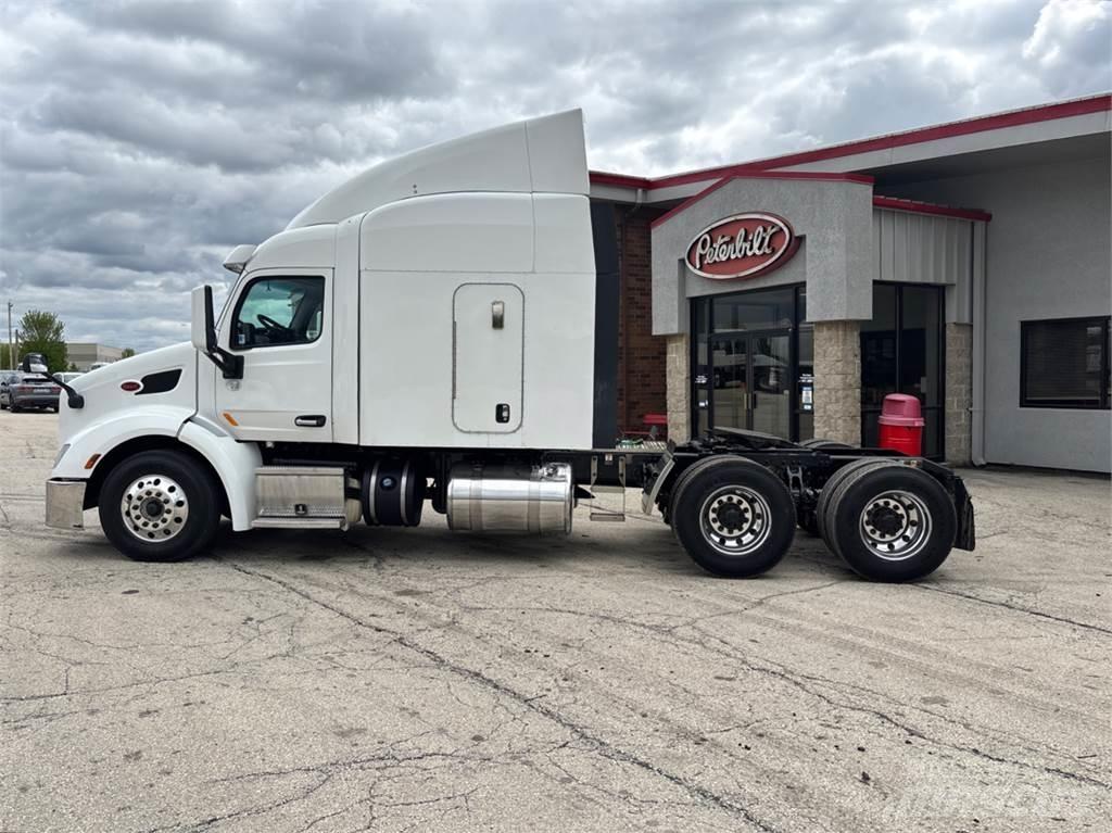 Peterbilt 579 Tractor Units