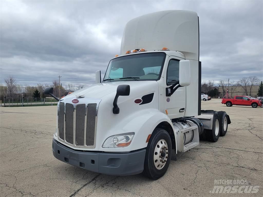 Peterbilt 579 Tractor Units