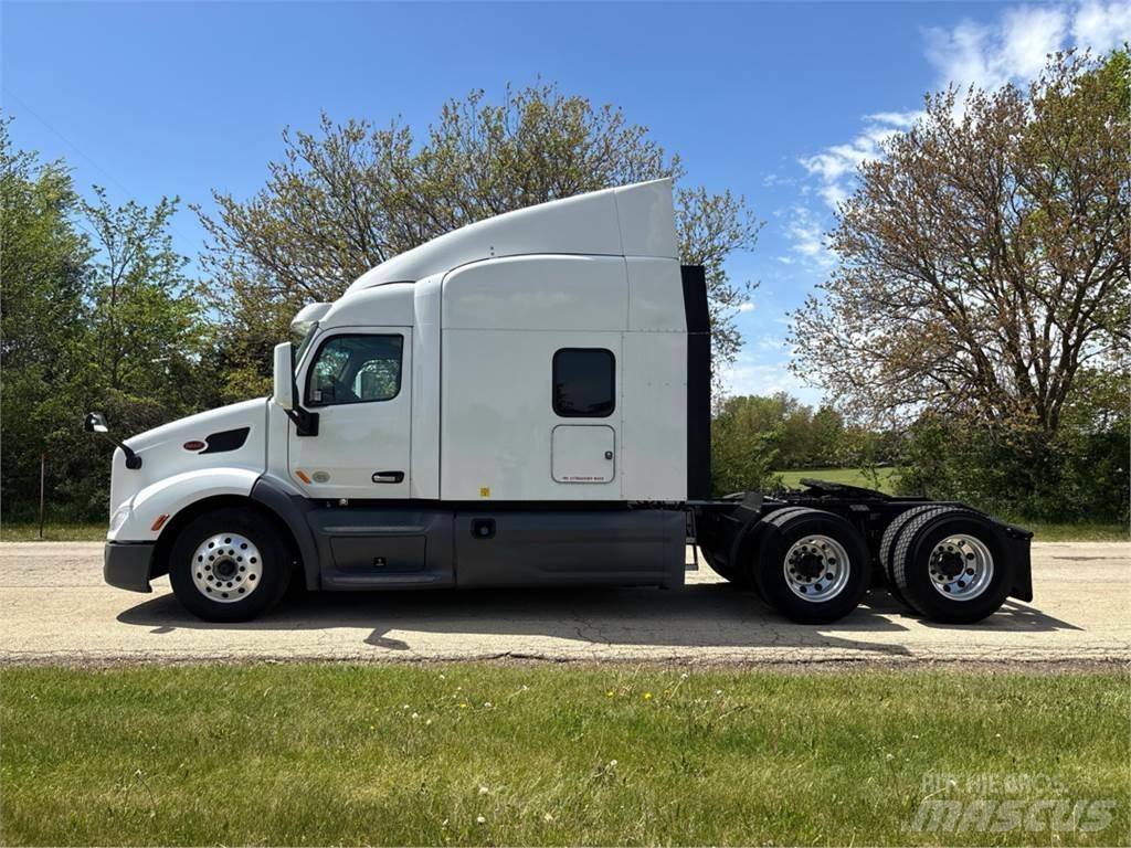 Peterbilt 579 Tractor Units