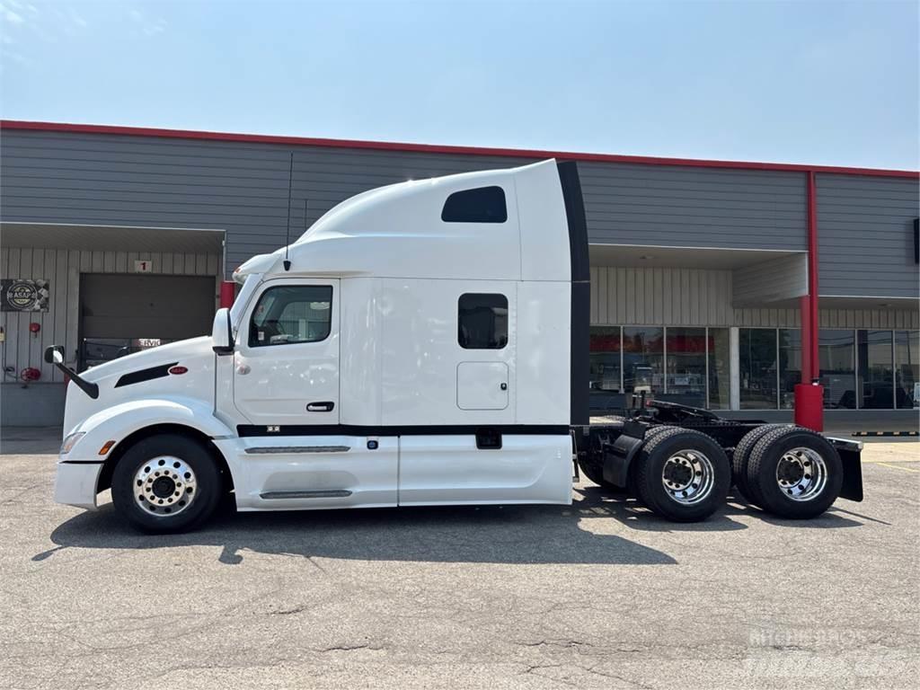 Peterbilt 579 Tractor Units