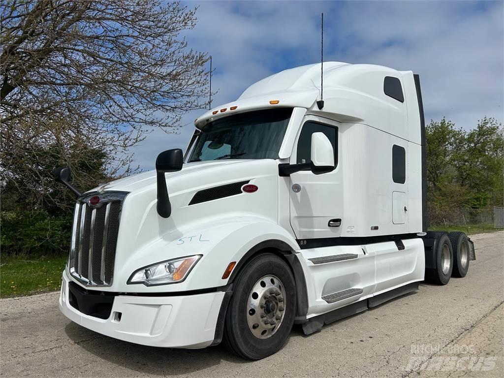 Peterbilt 579 Tractor Units
