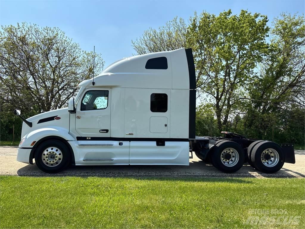 Peterbilt 579 Tractor Units