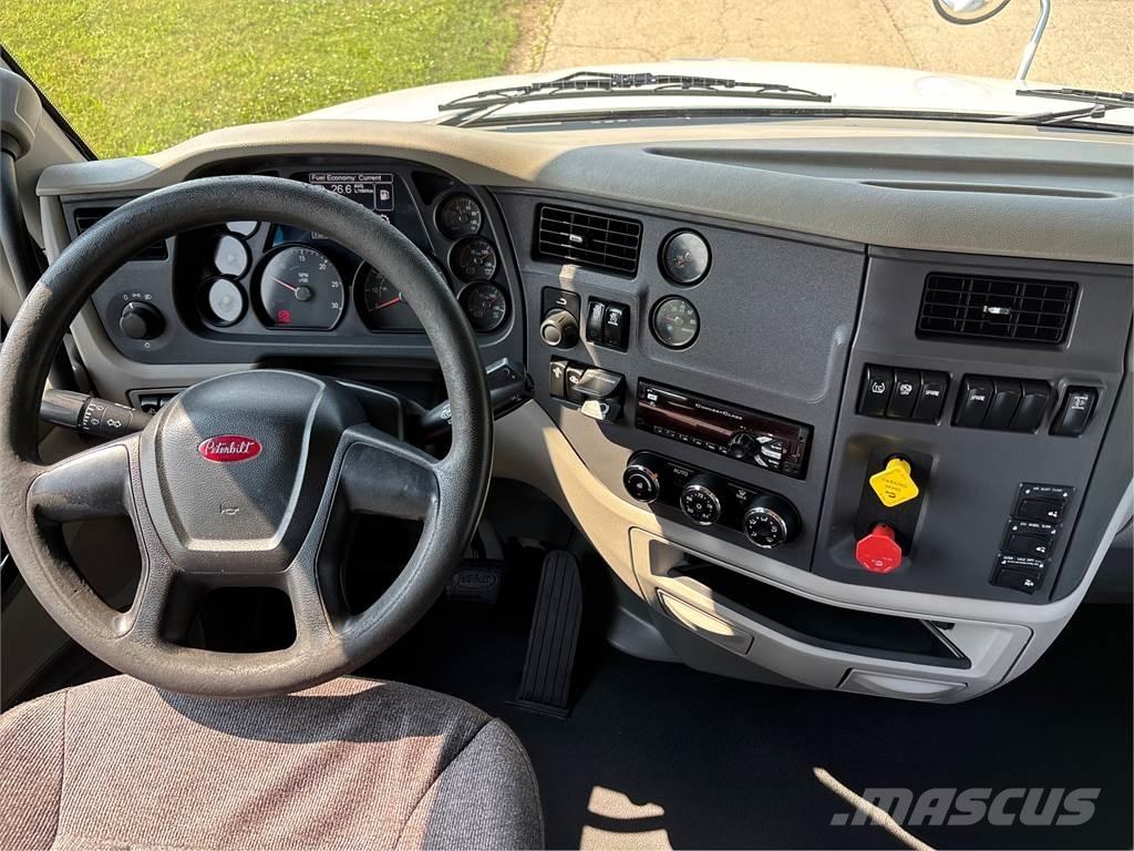 Peterbilt 579 Tractor Units