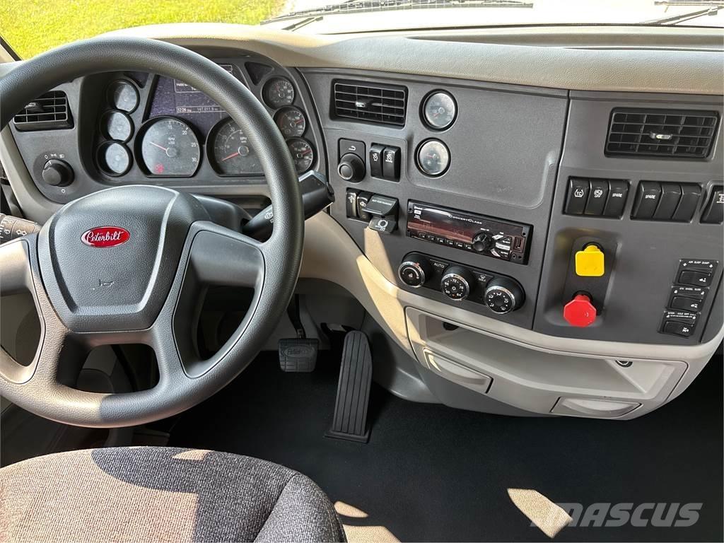 Peterbilt 579 Tractor Units