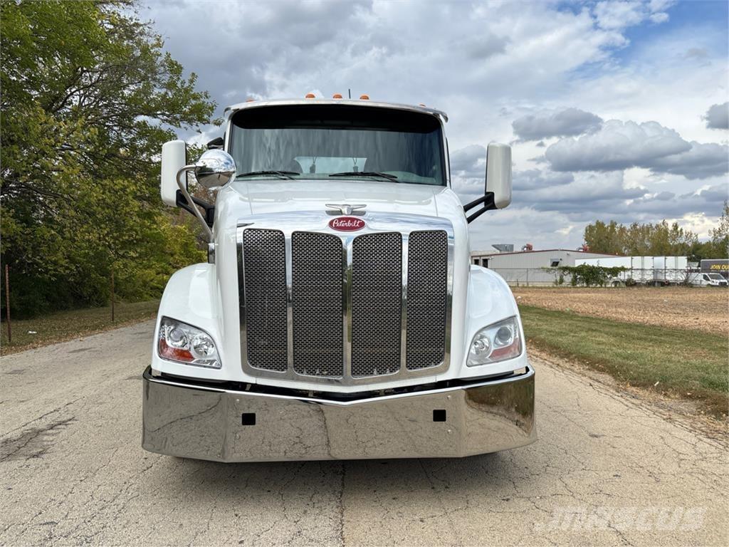 Peterbilt 579 Other trucks