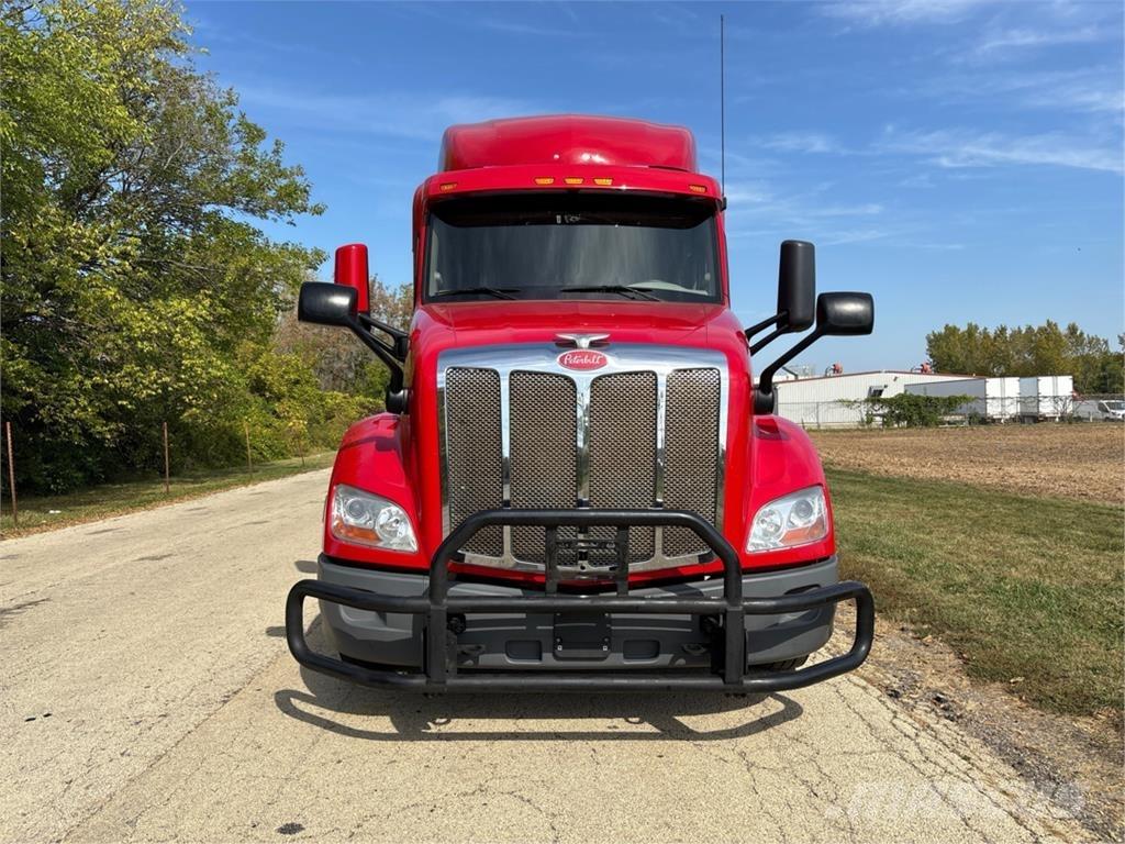 Peterbilt 579 Other trucks
