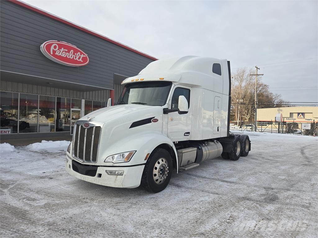 Peterbilt 579 Tractor Units