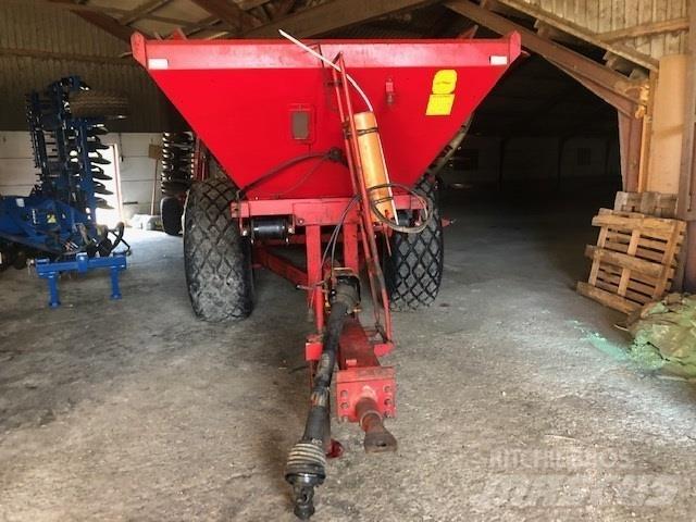  - - - B6 bugseret Mineral spreaders