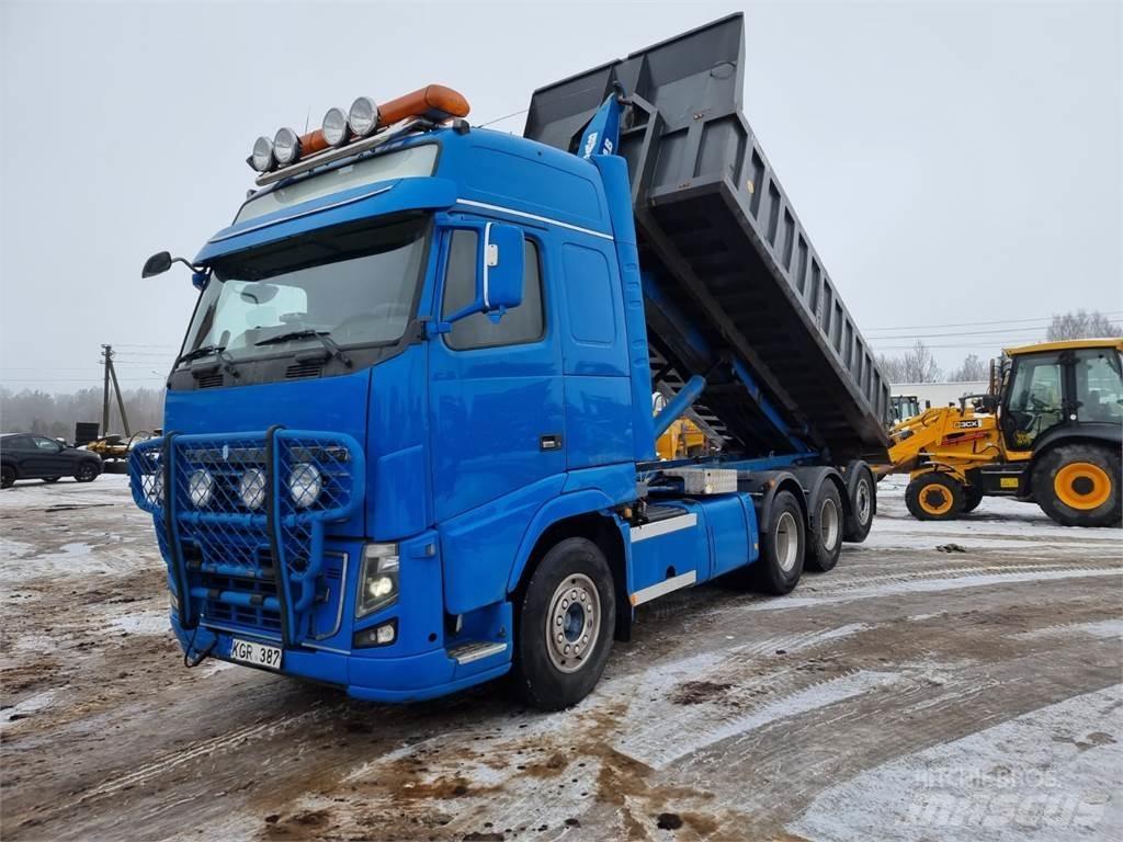 Volvo FH16 Hook lift trucks