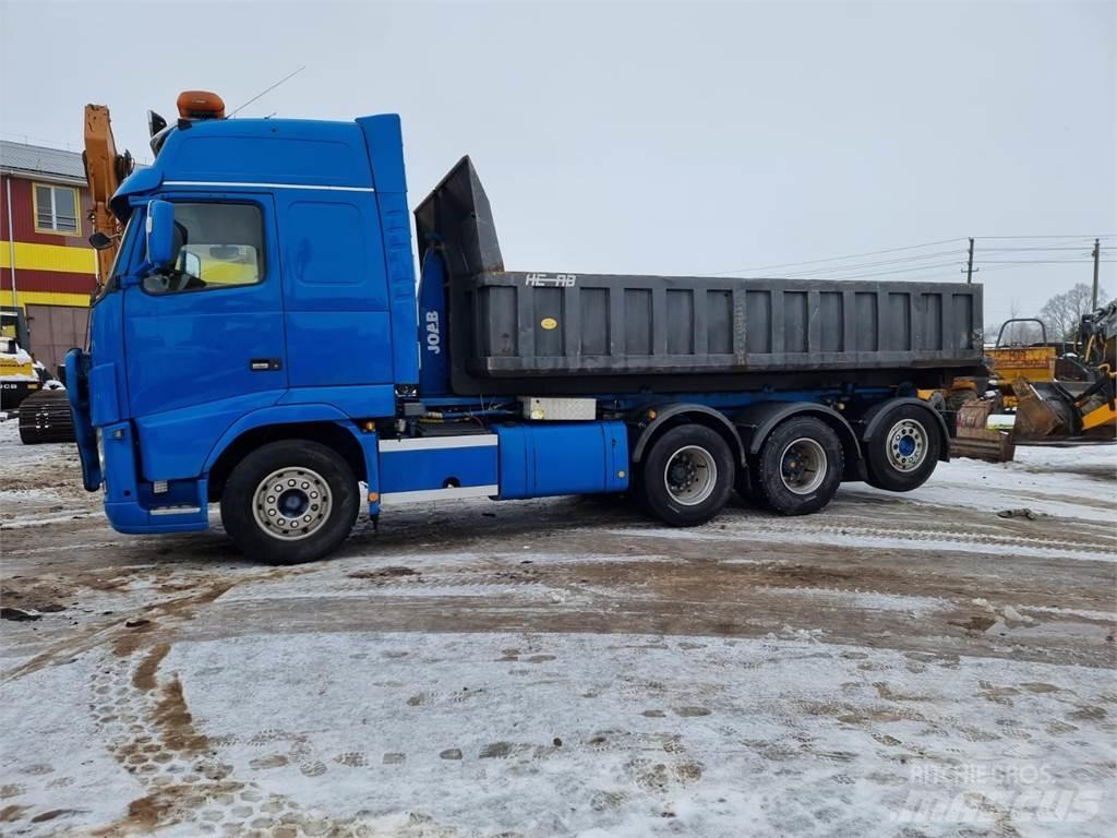 Volvo FH16 Hook lift trucks