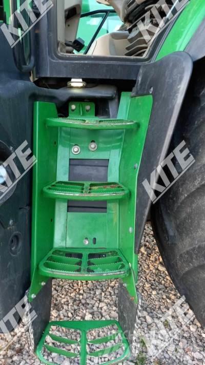 John Deere 6215R Tractors
