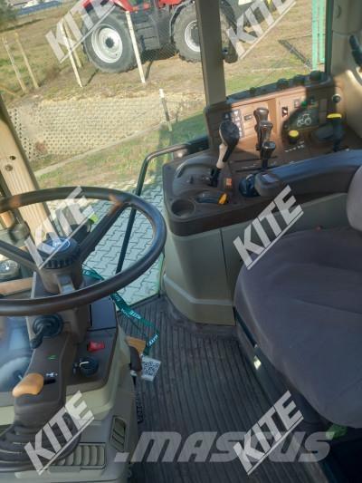 John Deere 6520 Tractors