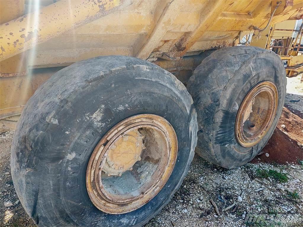 CAT D300B Articulated Dump Trucks (ADTs)