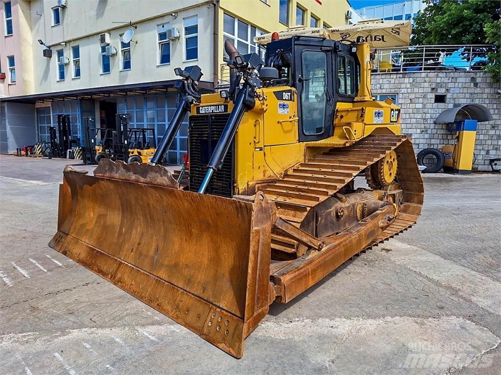 CAT D6T Crawler dozers