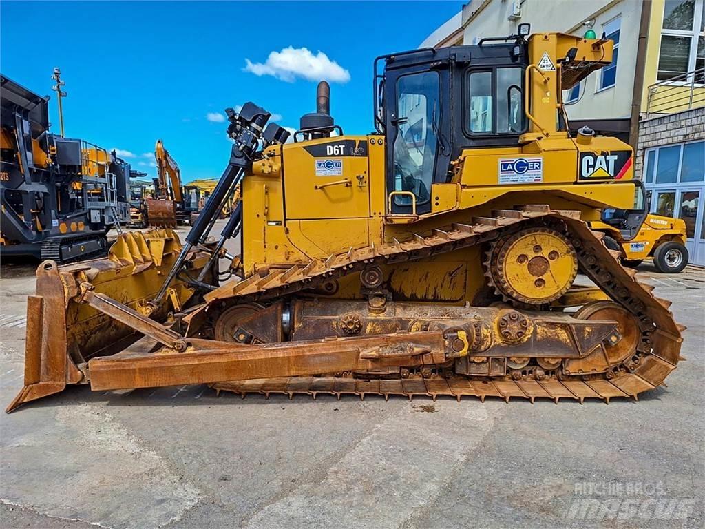 CAT D6T Crawler dozers