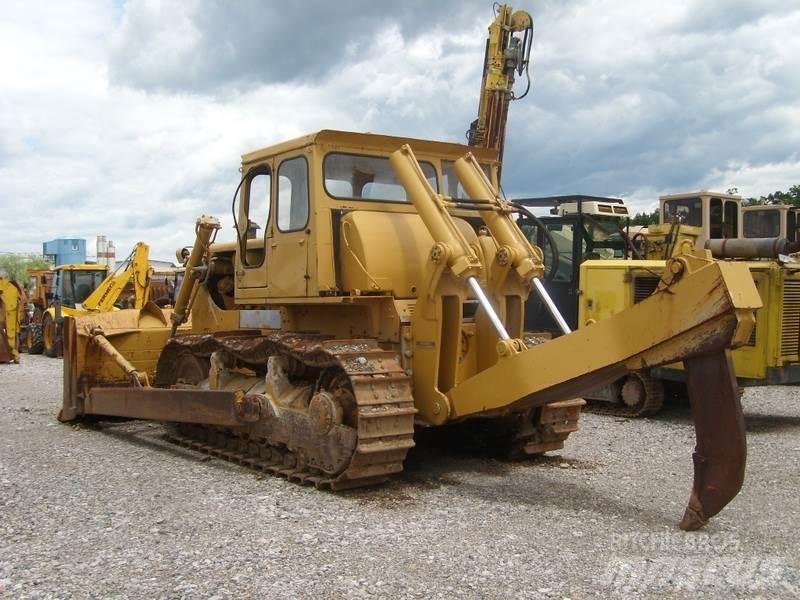CAT D8H Crawler dozers