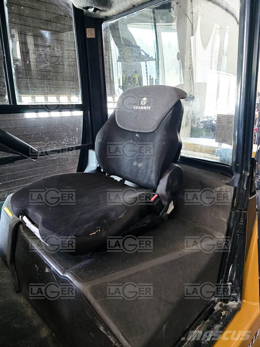 CAT DP45K Diesel trucks