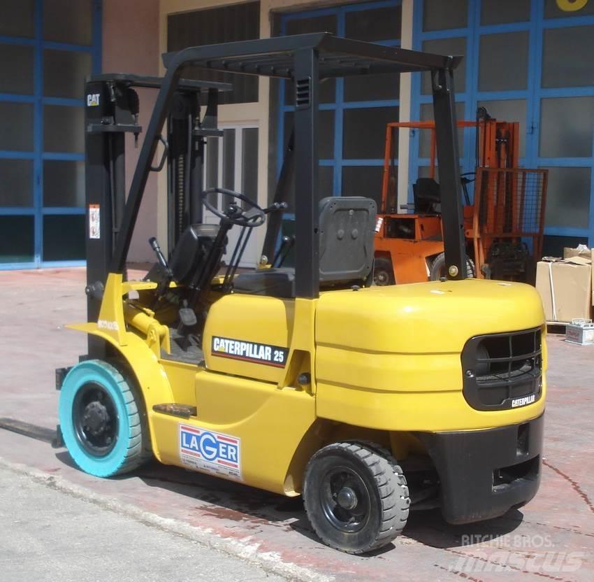 CAT GP25 LPG trucks