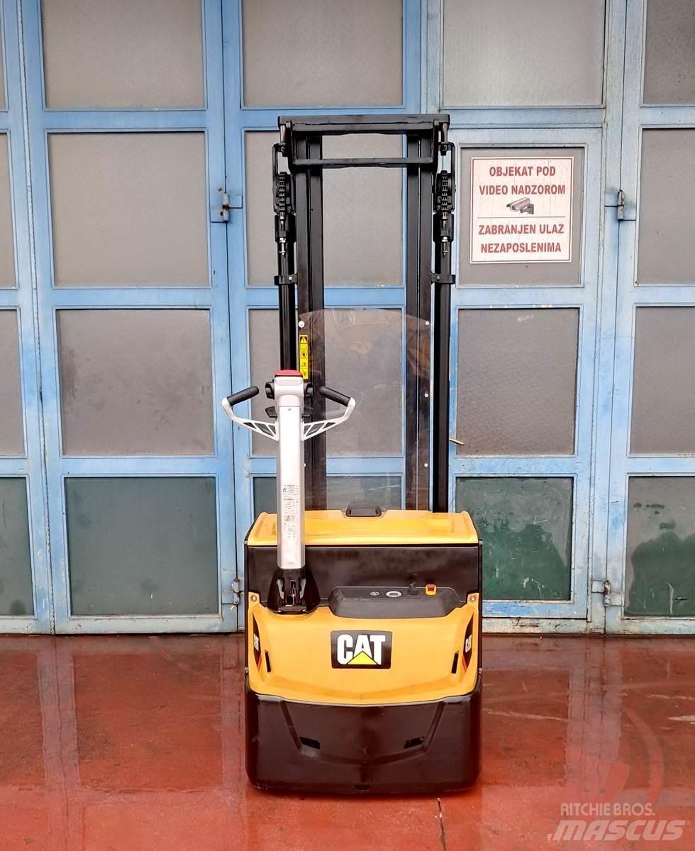 CAT NSP12N2 Low lifter