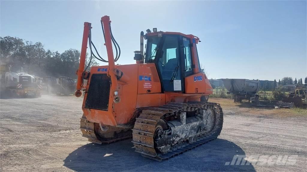 Fiat-Kobelco D180 Crawler dozers