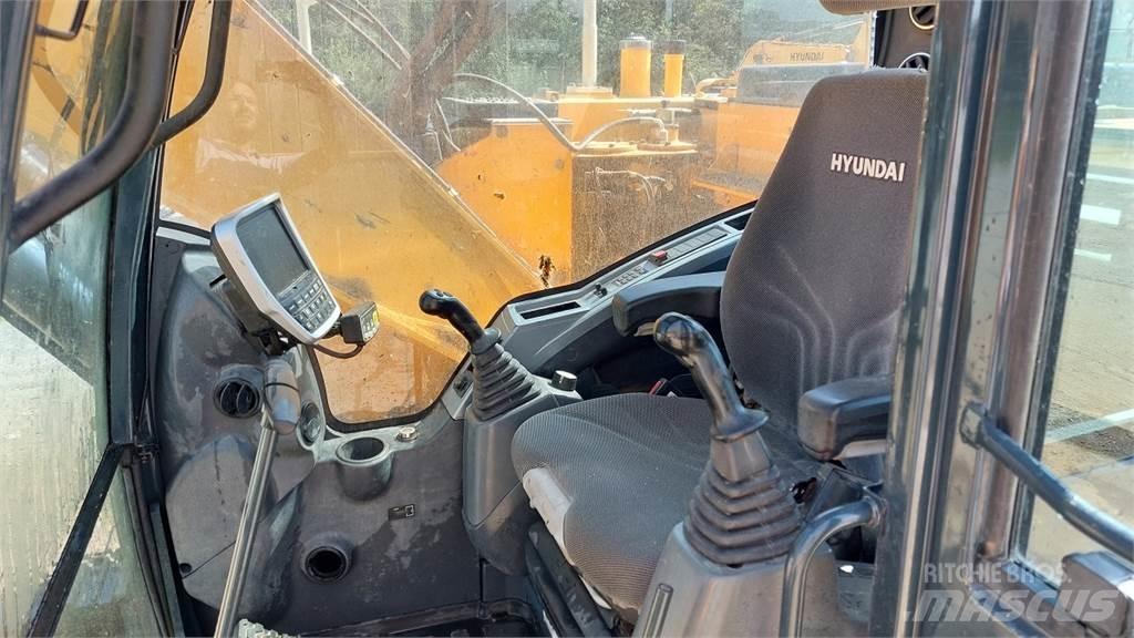 Hyundai HX145 LCR Crawler excavators