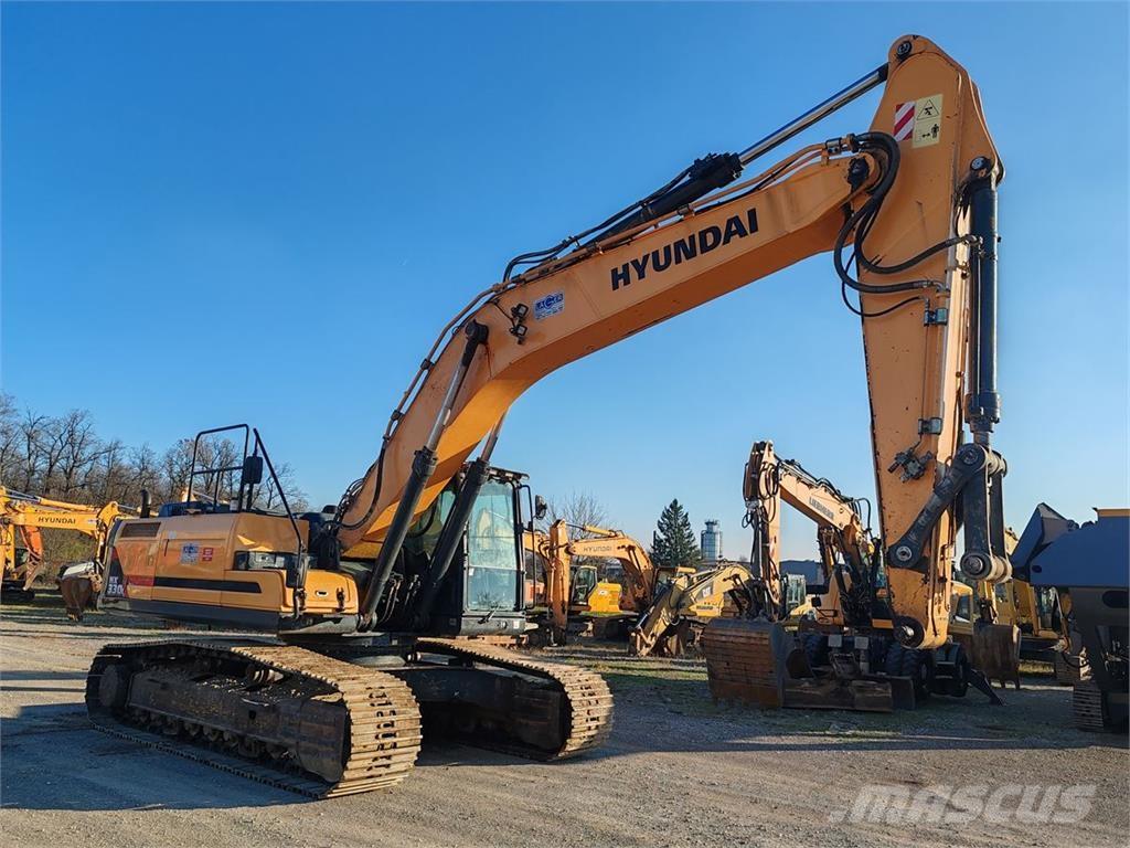 Hyundai HX330L Crawler excavators