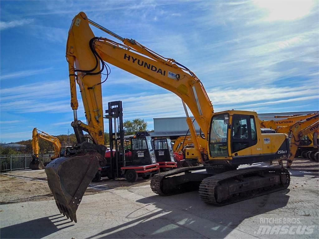 Hyundai R250LC-7 Crawler excavators