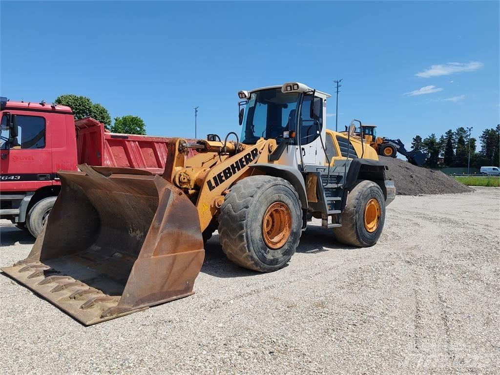 Liebherr L566 Wheel loaders