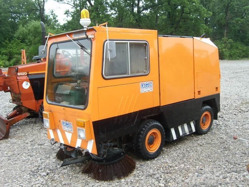 Mfh 2100D Sweeper trucks