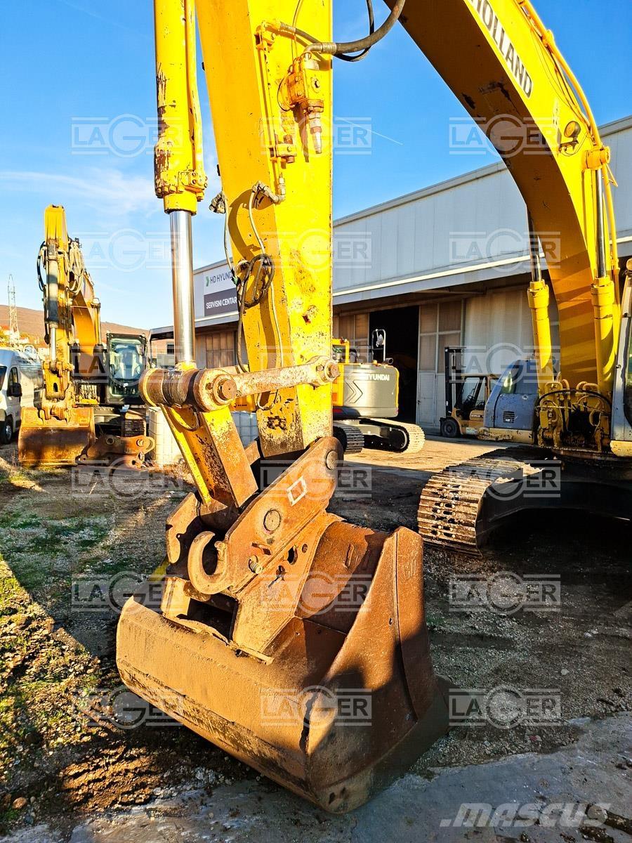 New Holland E215 Crawler excavators