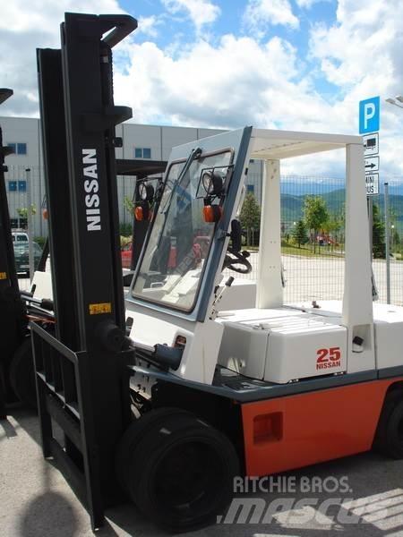 Nissan PH02M25 Forklift trucks - others