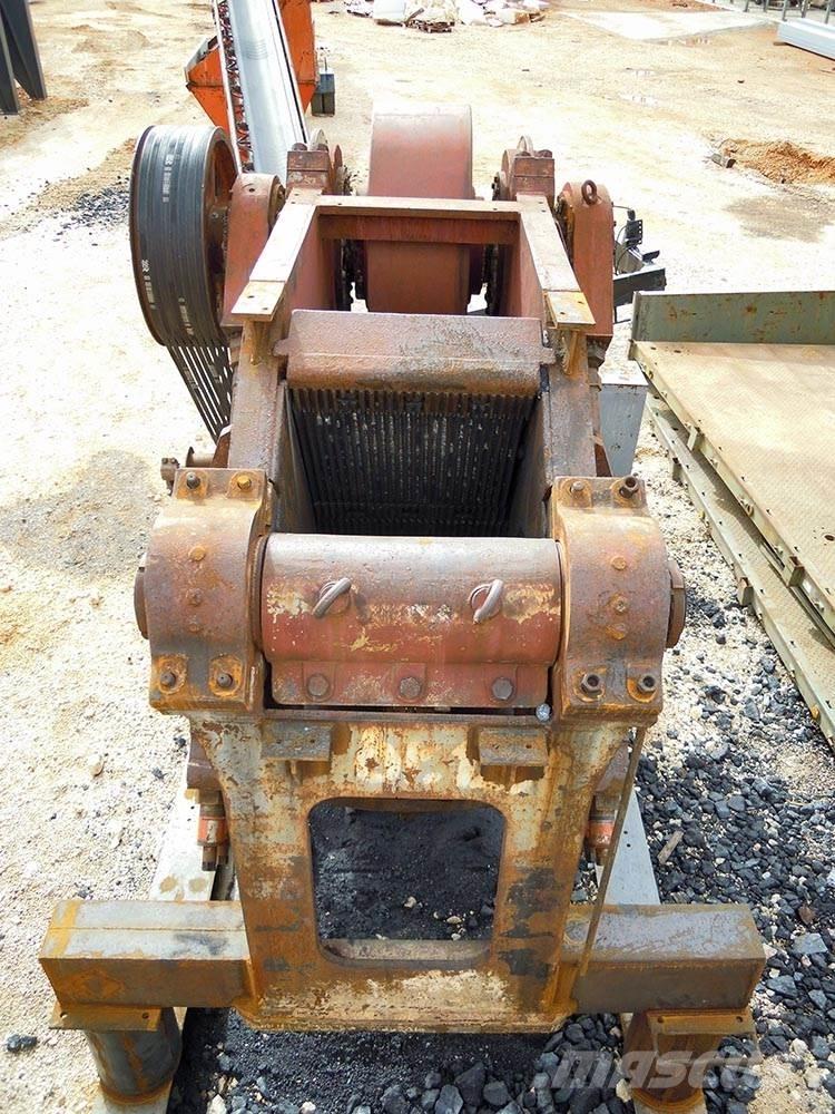 STT čeljusni mlin Mills / Grinding machines