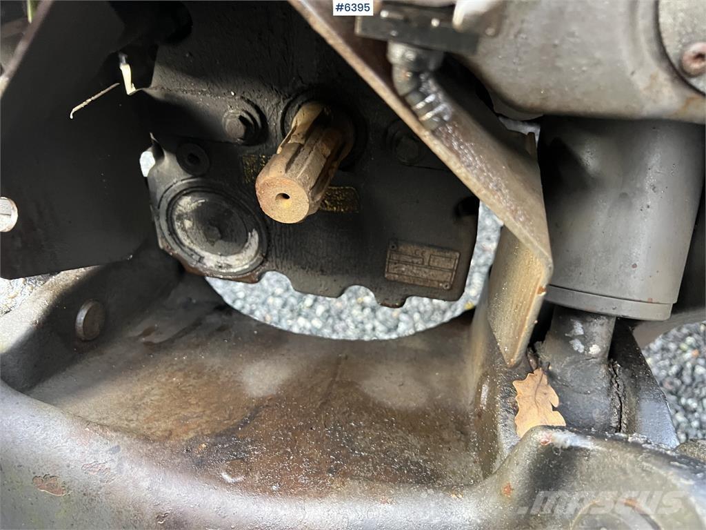 CLAAS Arion 460 Tractors