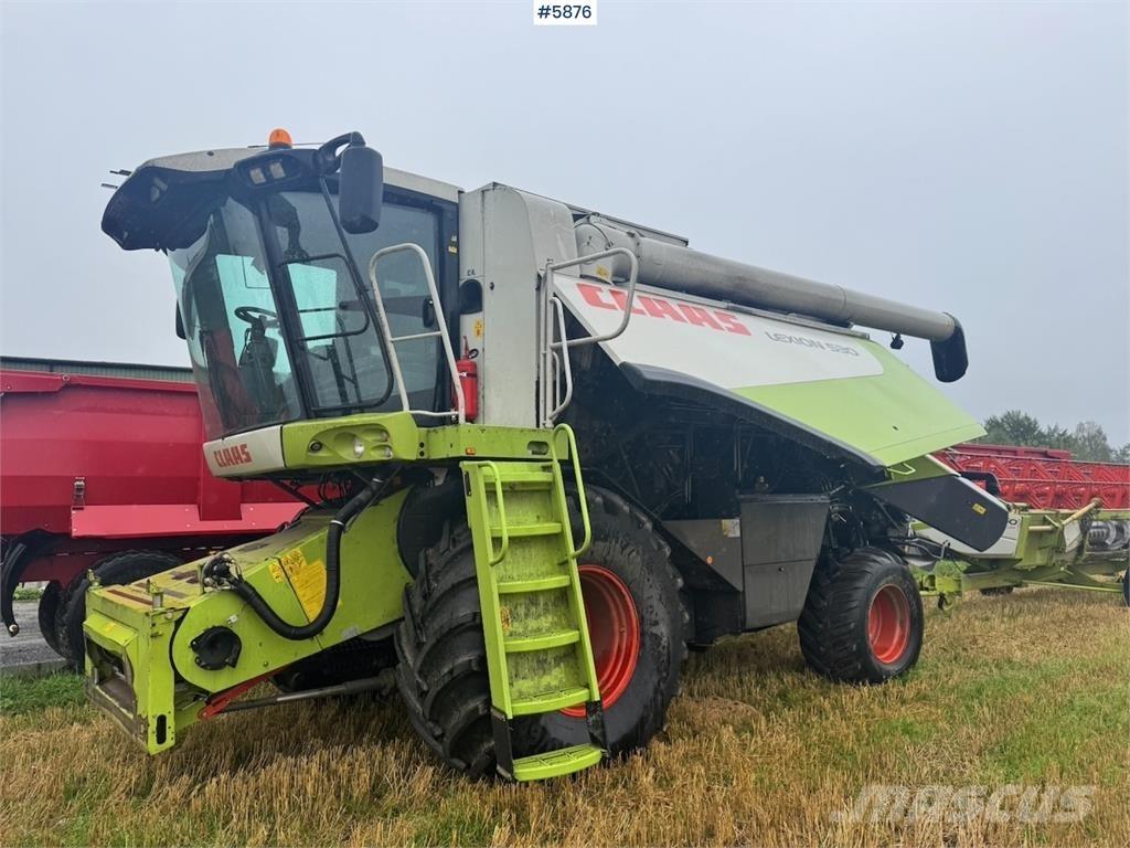CLAAS Lexion 530 Combine harvesters