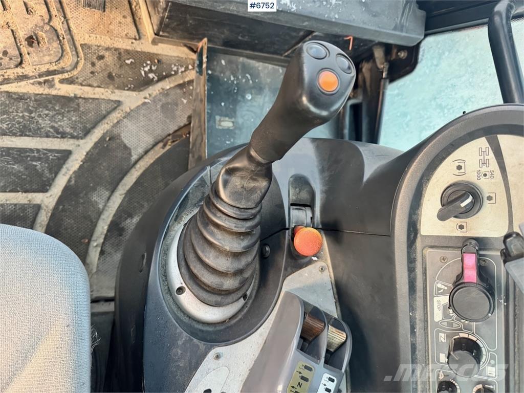 JCB Fastrac 3230 Tractors