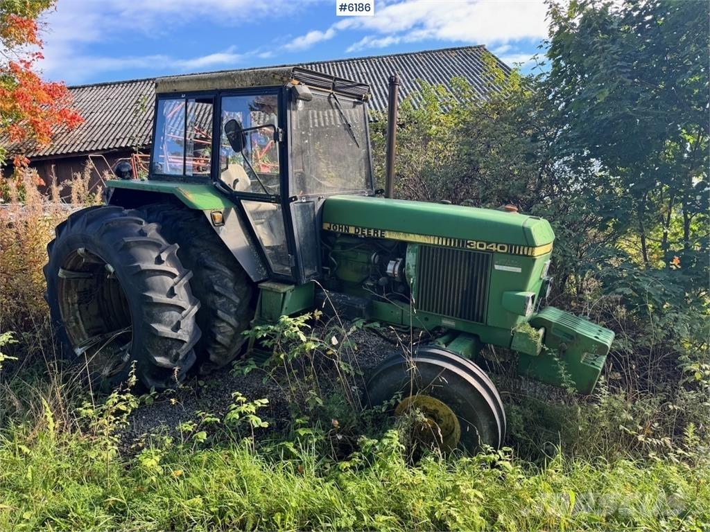 John Deere 3040 Tractors