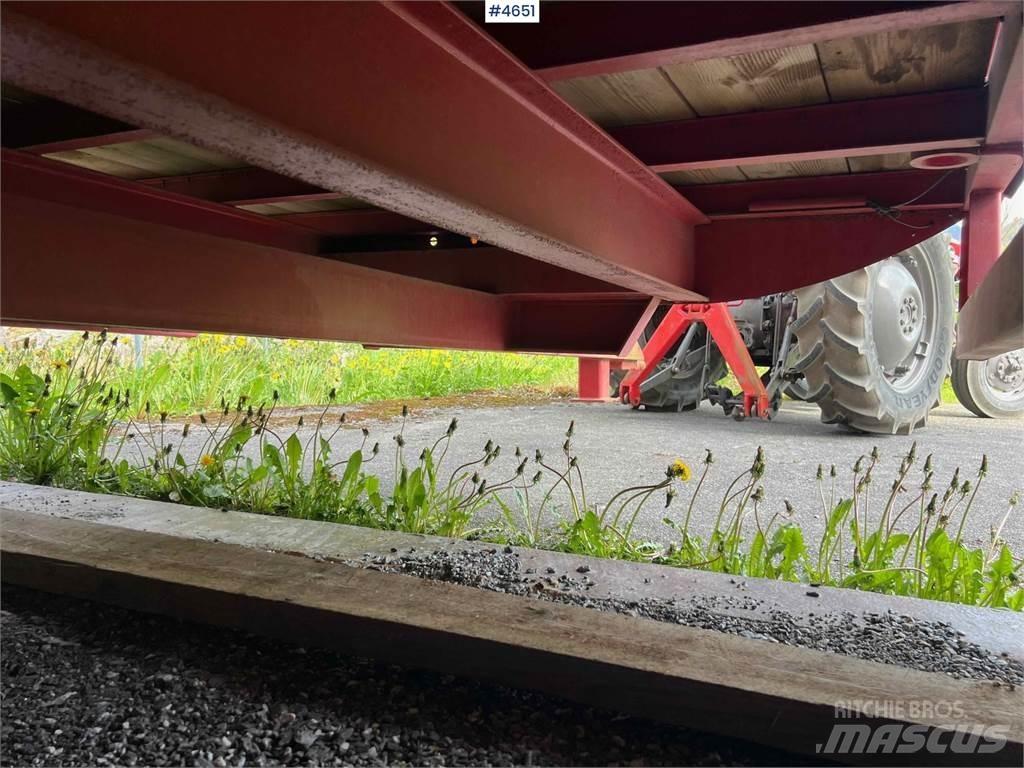 JPM Maskinhenger Low loaders
