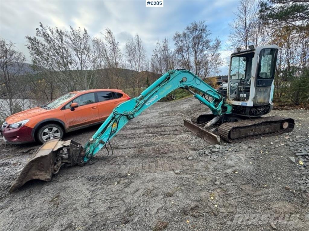 Kobelco SK45 Crawler excavators