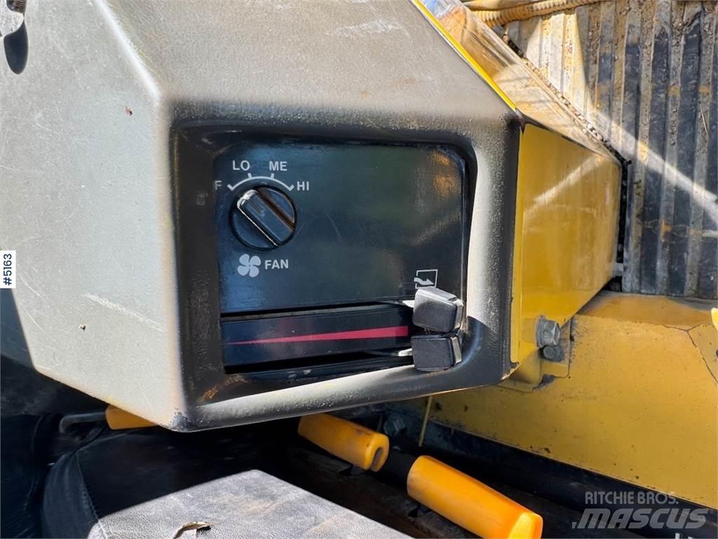 Komatsu WA420-1 Wheel loaders
