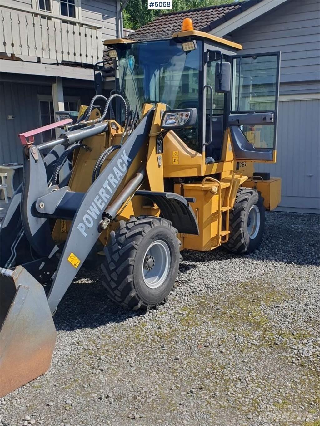 Powertrack L36 Wheel loaders