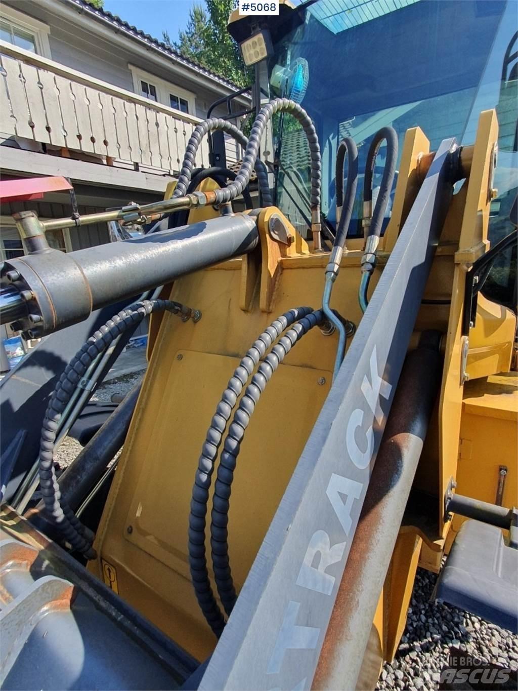 Powertrack L36 Wheel loaders