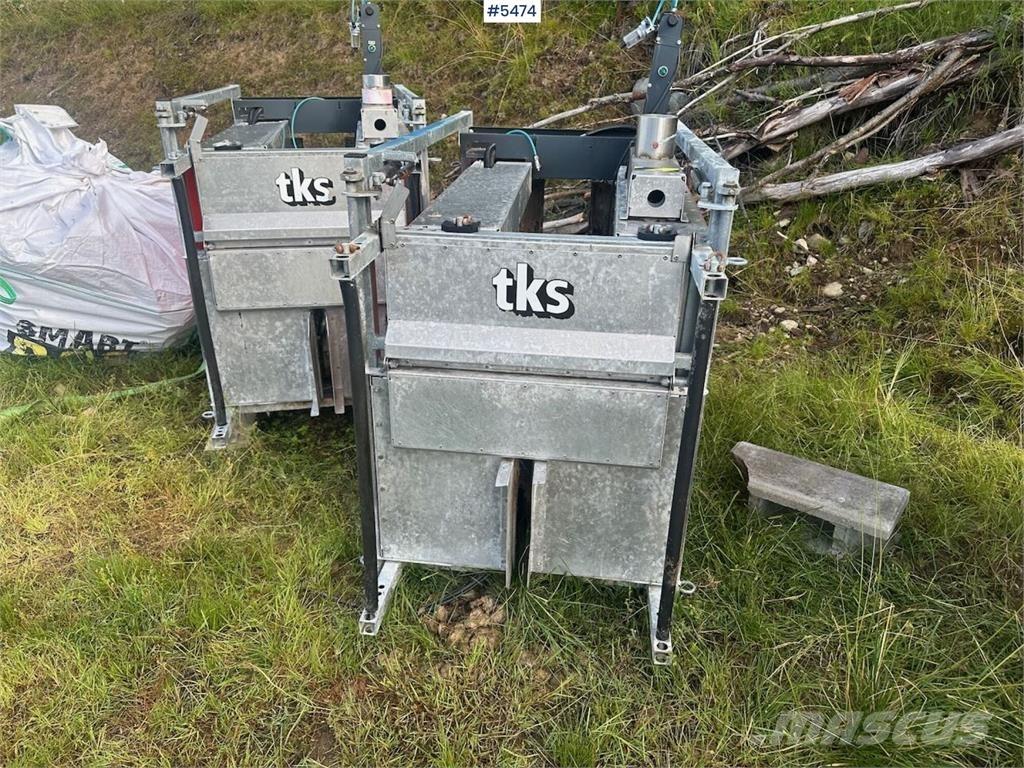 TKS FeedStation Mixer feeders