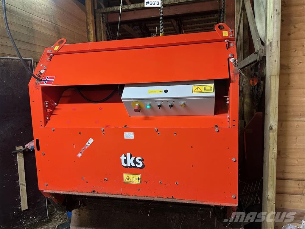 TKS K2 Other harvesting equipment