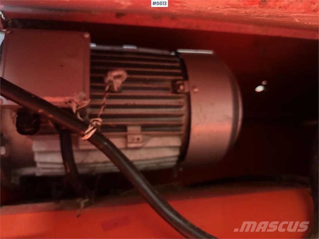 TKS K2 Other harvesting equipment