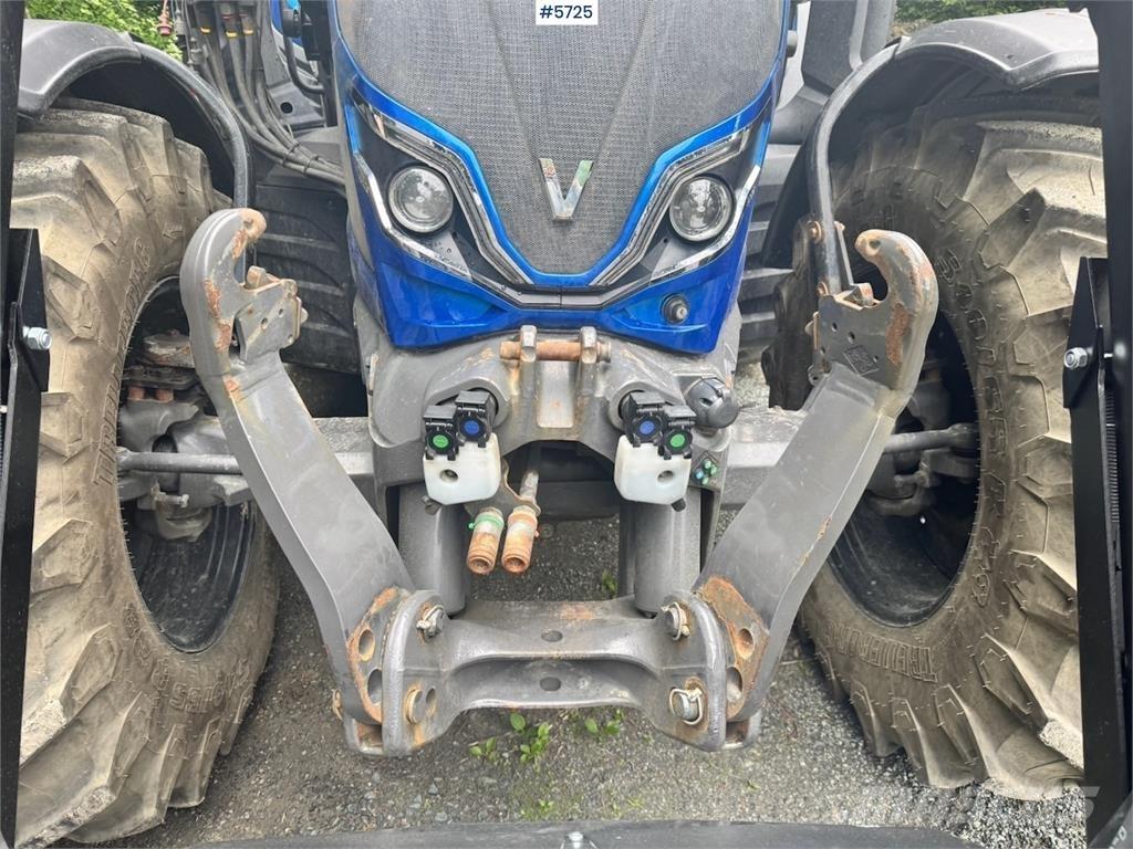 Valtra N175 Tractors