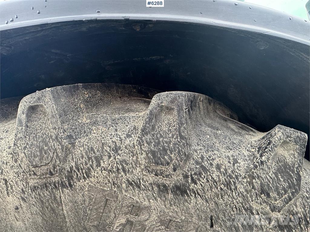 Valtra T203 Tractors