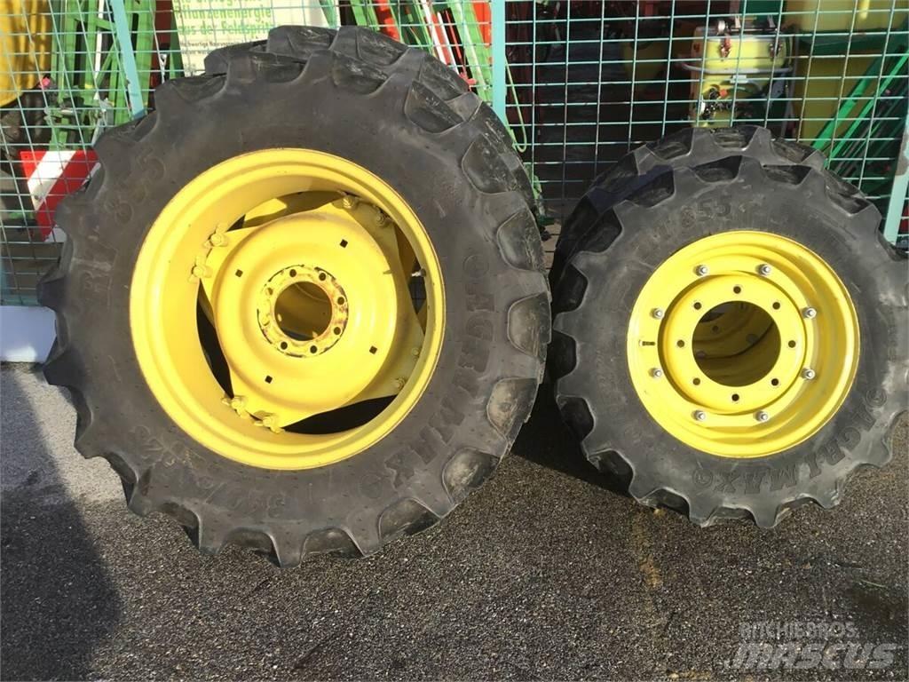  280/85R20 - 340/85R28 Tyres, wheels and rims
