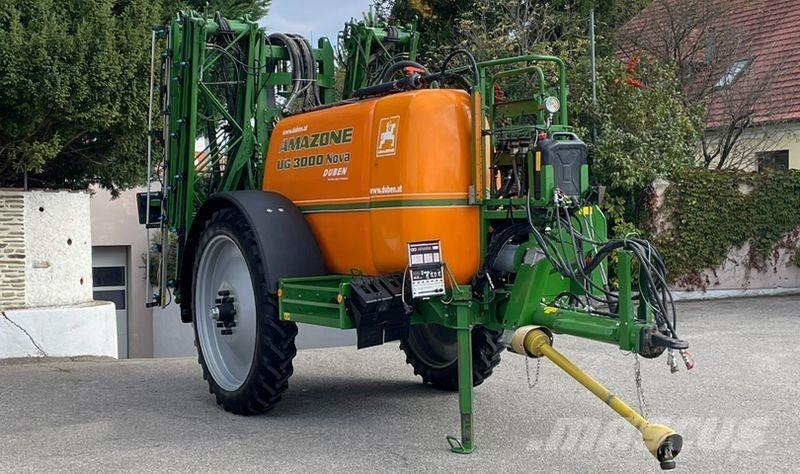 Amazone UG 3000 Trailed sprayers