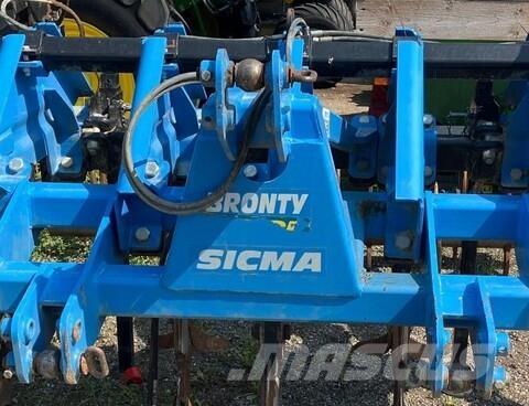  Bronty 2500/ 7 Cultivators